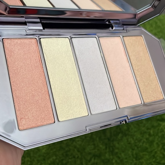 Becca Ocean Jewels Highlighter Palette - Picture 3 of 6